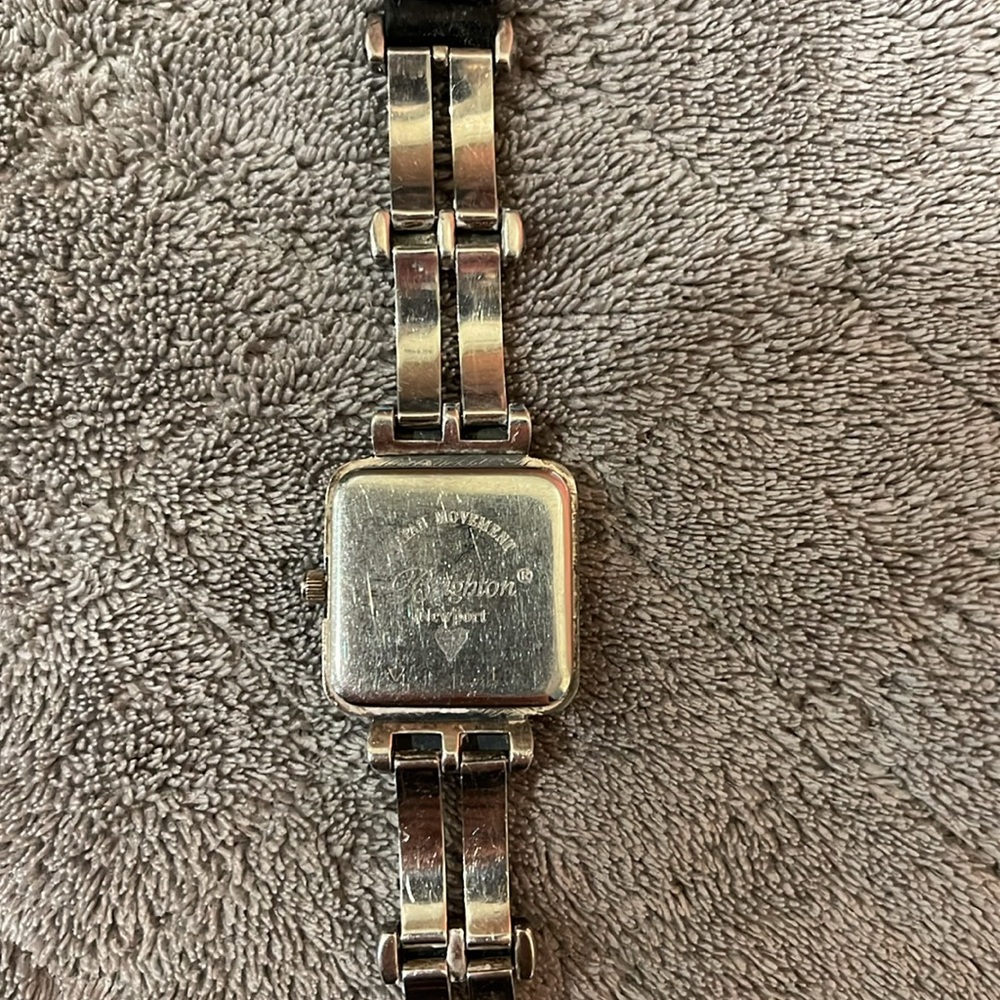 Brighton ladies wrist watch, silver and leather band. - Picture 3 of 4